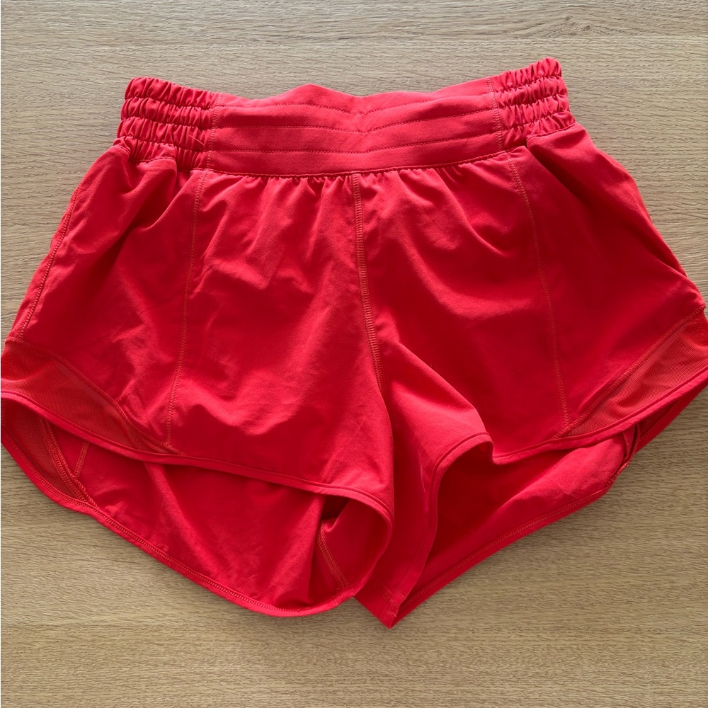 Lululemon HOTTY HOT SHORTS Women's Red Athletic Shorts SIZE 4
